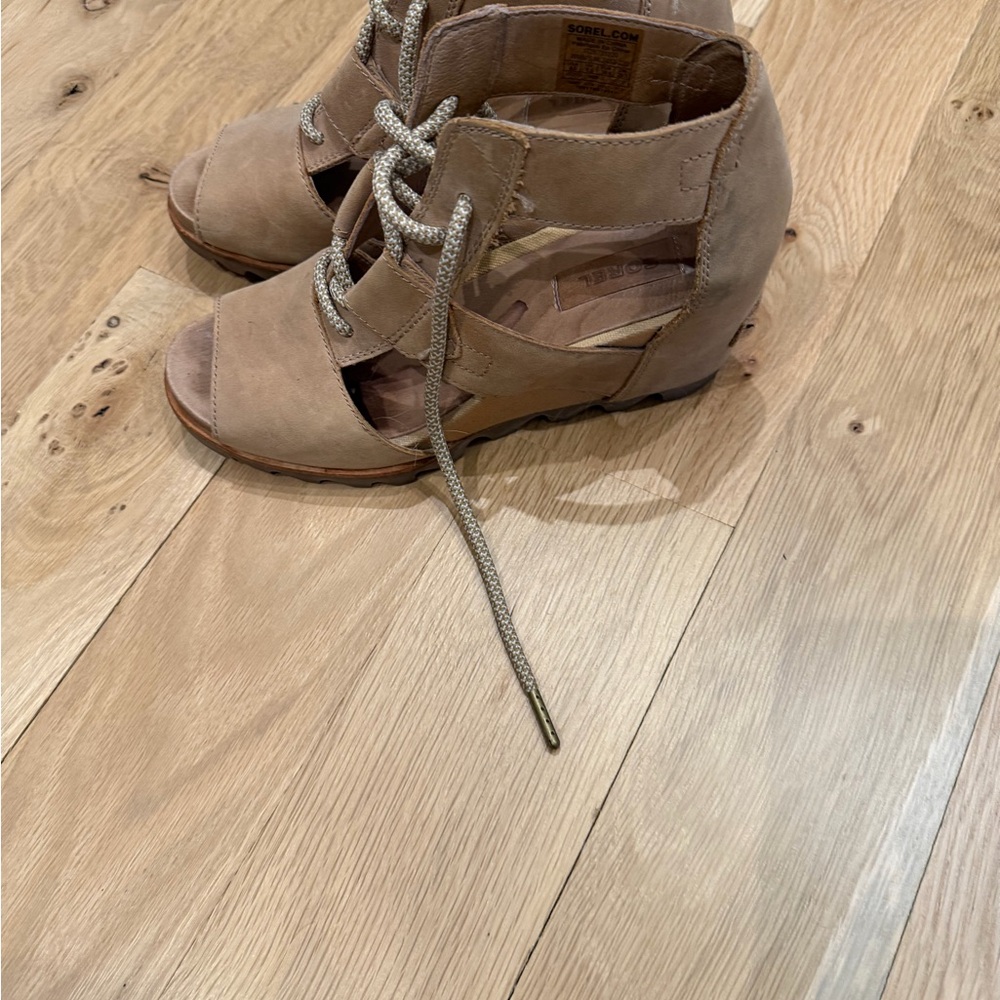 Sorel Women's Beige Lace-Up Wedges